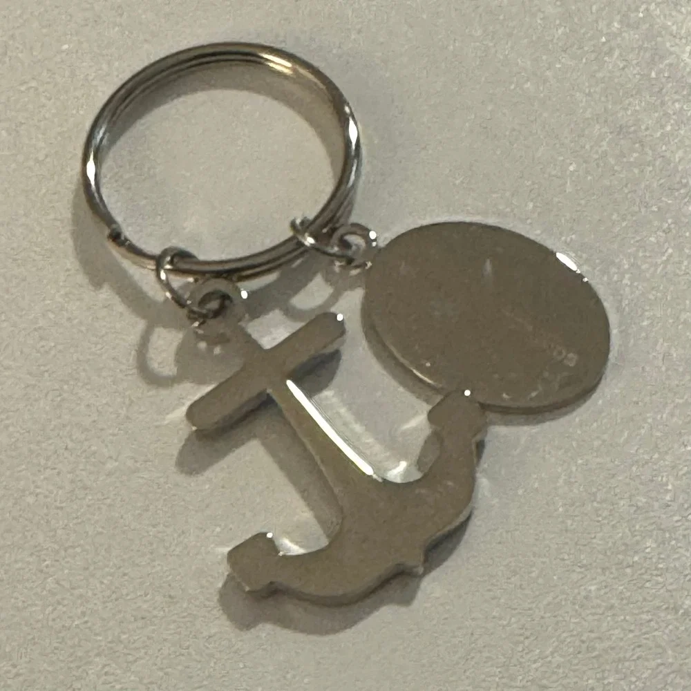 Victoria Shipyards‎ Keychain Blue Anchor Charm Souvenir Nautical Travel